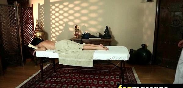  Sexy Masseuse Helps with Happy Ending 9